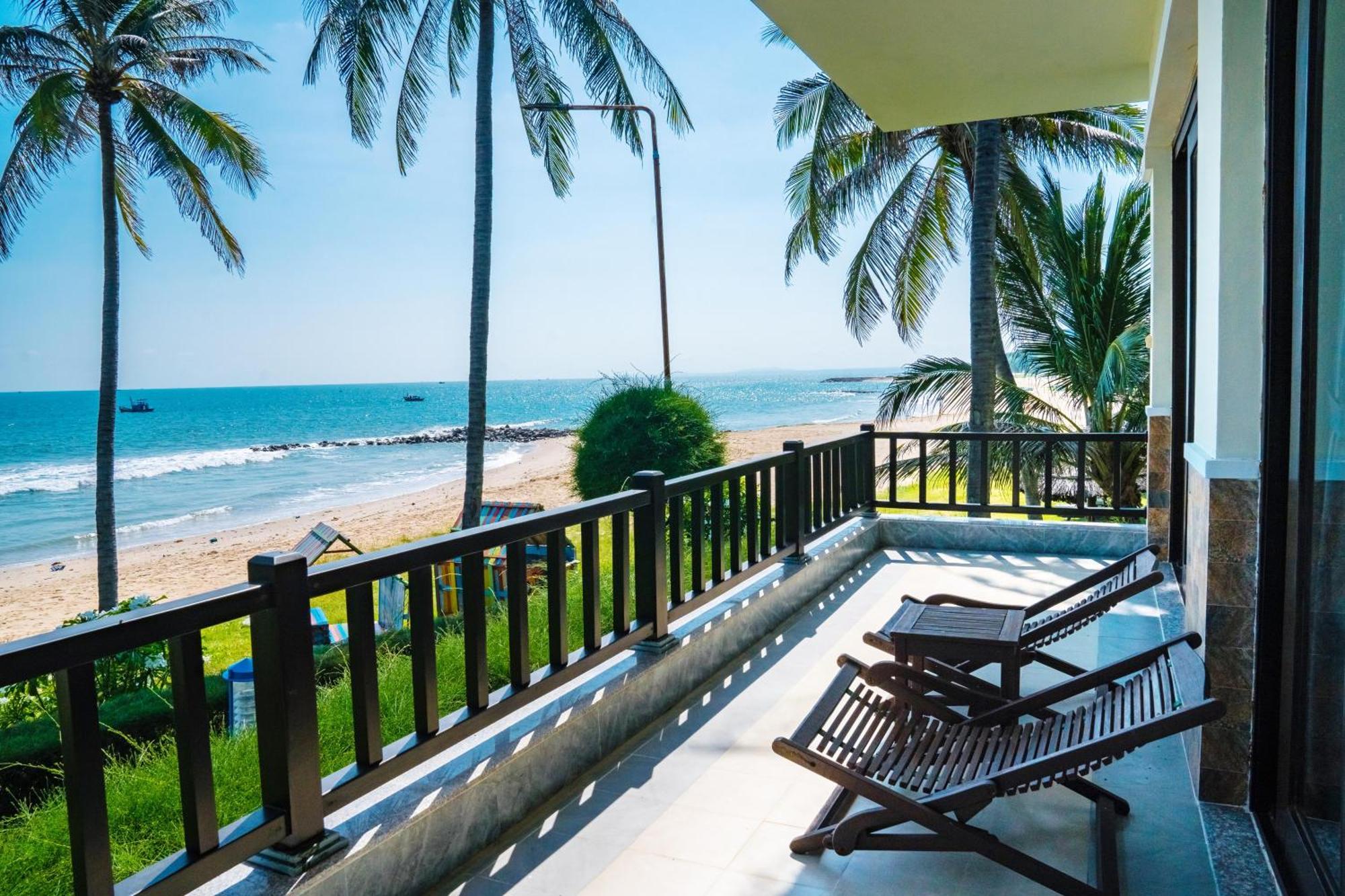 Lotus Muine Resort & Spa Фан Тиет Екстериор снимка